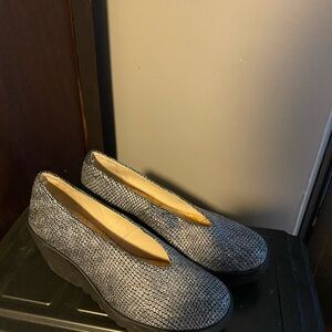 Fly London- designer shoes , rubber sole , never worn, excellent condition